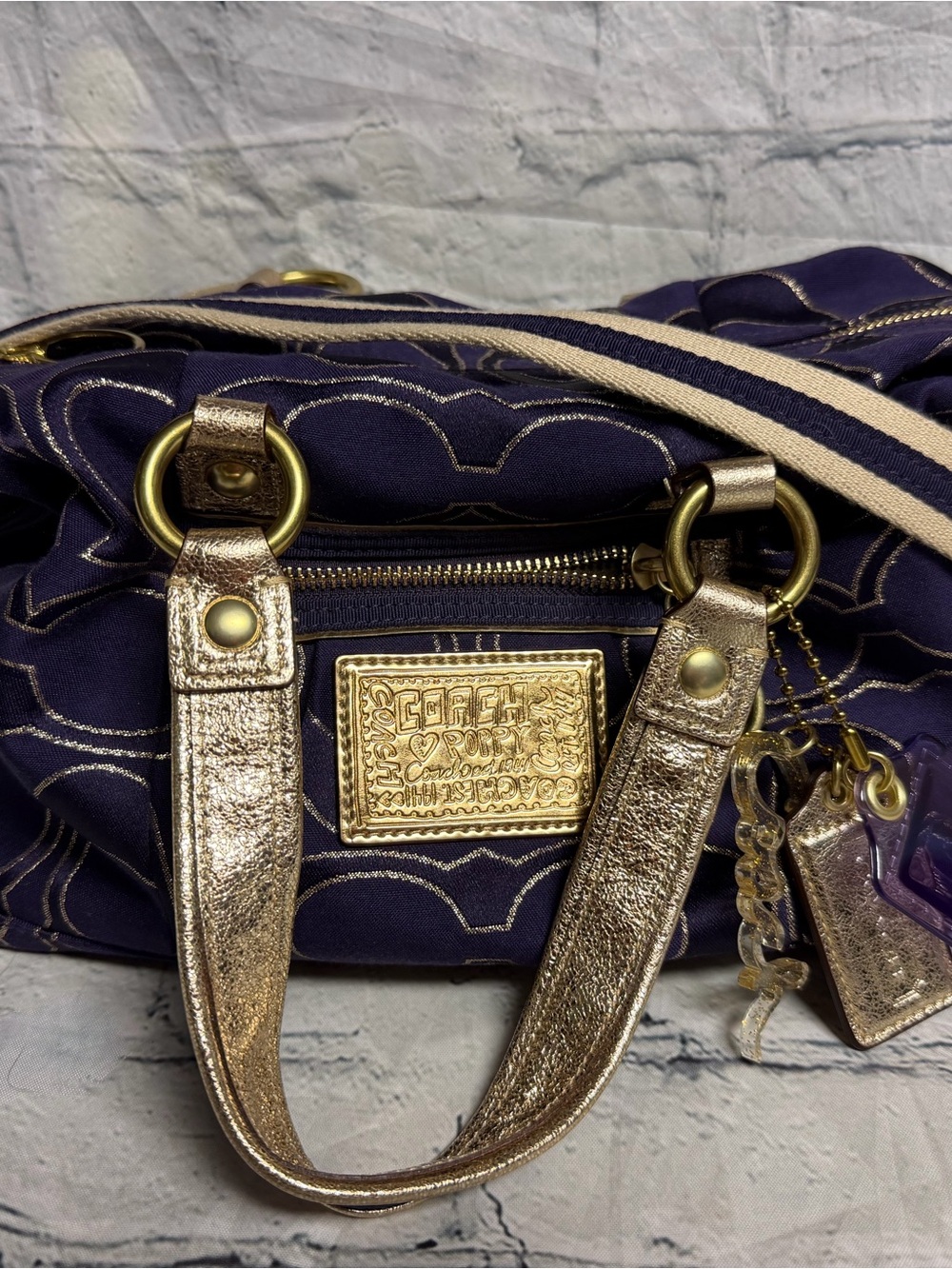 Like new Coach Poppy purse 2010